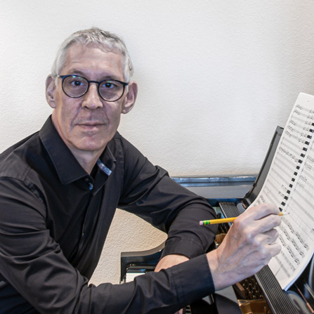 Andrew Grainger at the piano